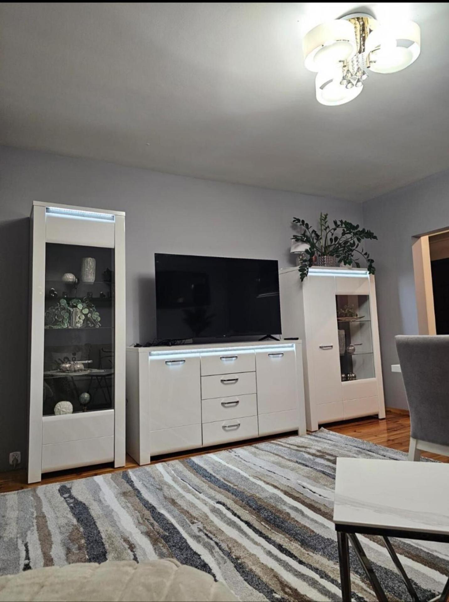 Apartment In Zyrardow 10Min To Suntago Dış mekan fotoğraf