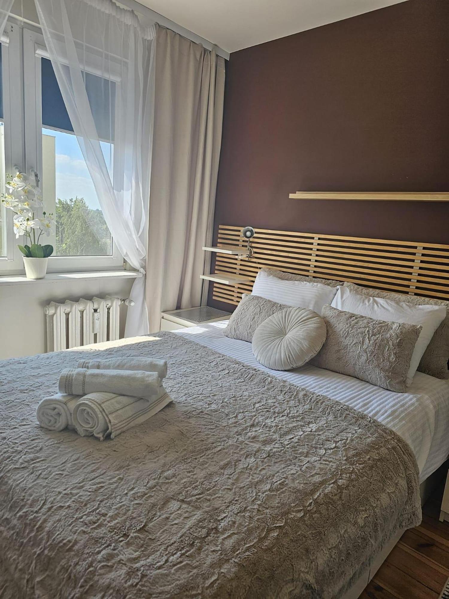 Apartment In Zyrardow 10Min To Suntago Dış mekan fotoğraf